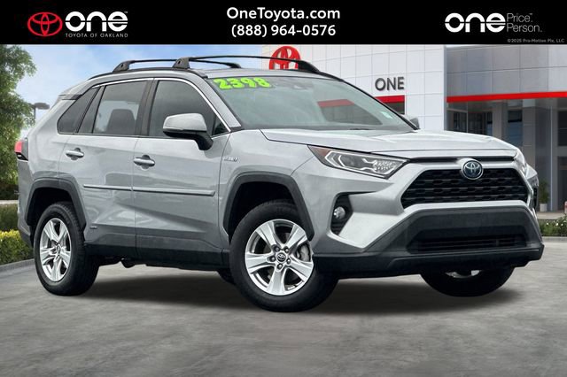 Certified 2020 Toyota RAV4 XLE