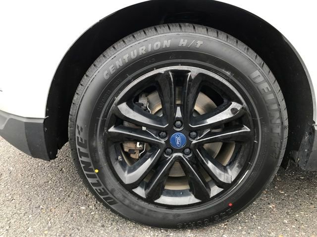 Used 2019 Ford Edge SEL w/ Equipment Group 201A image 21