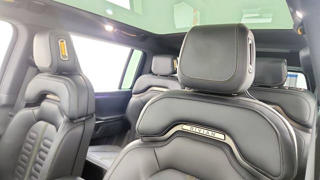Used 2026 Rivian R1S Adventure AWD/4WD image 53