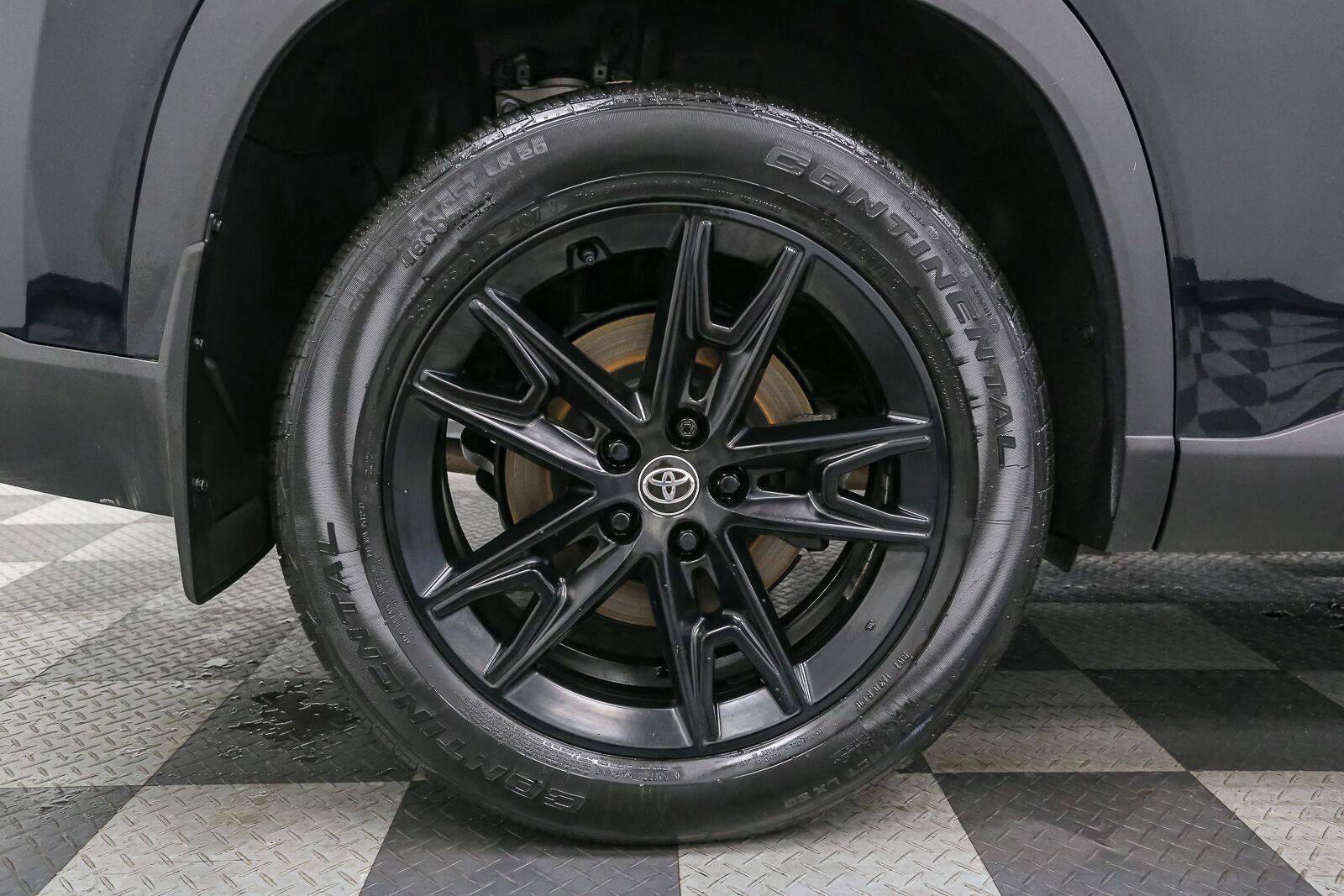 Certified 2024 Toyota Grand Highlander AWD image 20