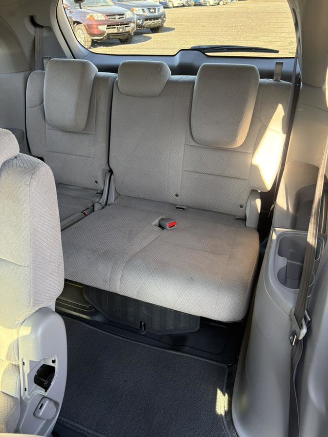 Used 2016 Honda Odyssey SE image 12