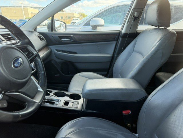 Used 2018 Subaru Outback 2.5i Limited AWD/4WD image 4