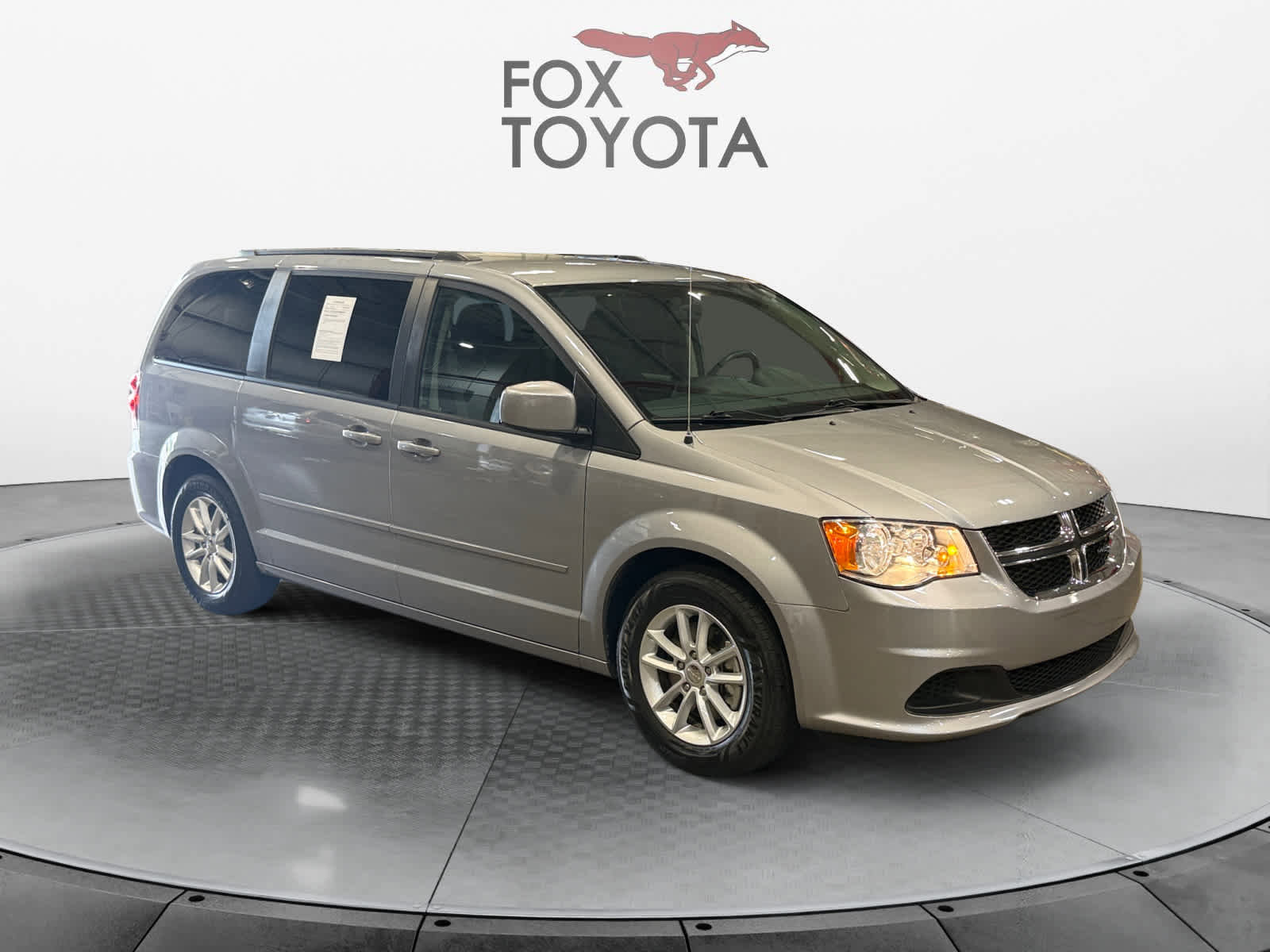 Used 2015 Dodge Grand Caravan SXT w/ UConnect Hands-Free Group image 8