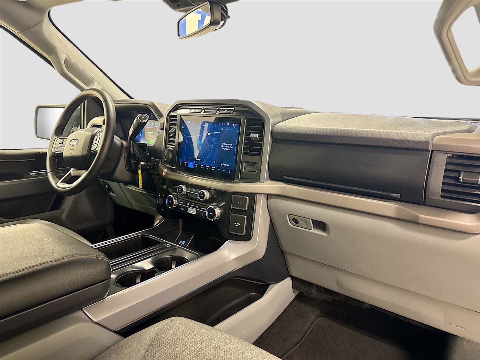 Used 2024 Ford F150 XLT w/ Mobile Office Package image 27