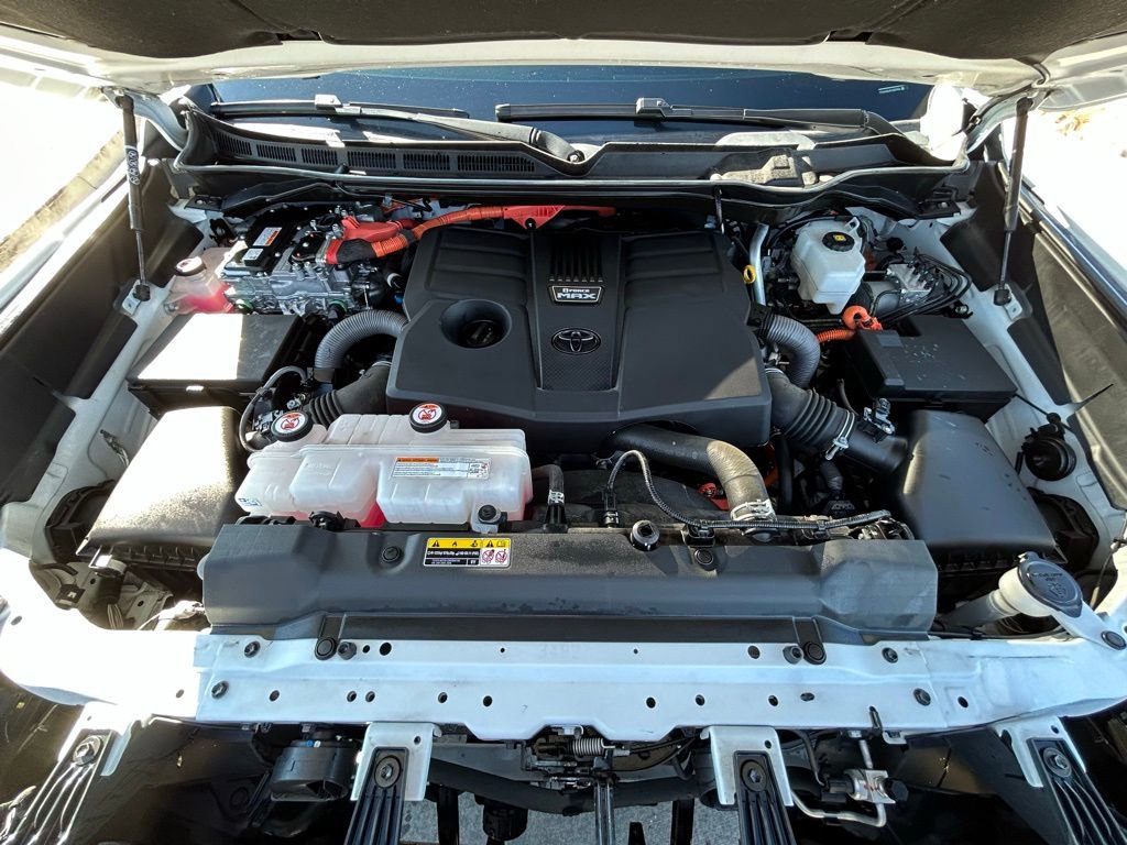 Used 2023 Toyota Sequoia SR5 image 32