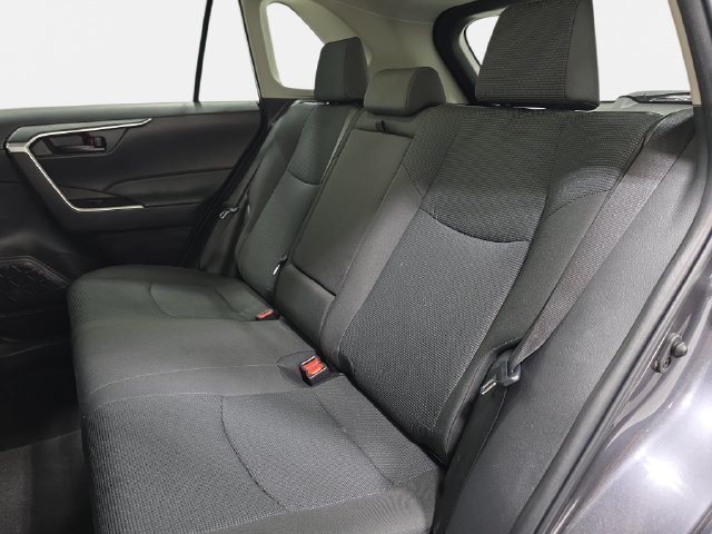 Used 2023 Toyota RAV4 LE AWD/4WD image 11