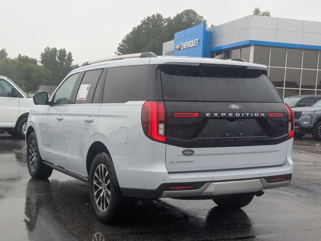 Used 2025 Ford Expedition Platinum AWD/4WD image 5