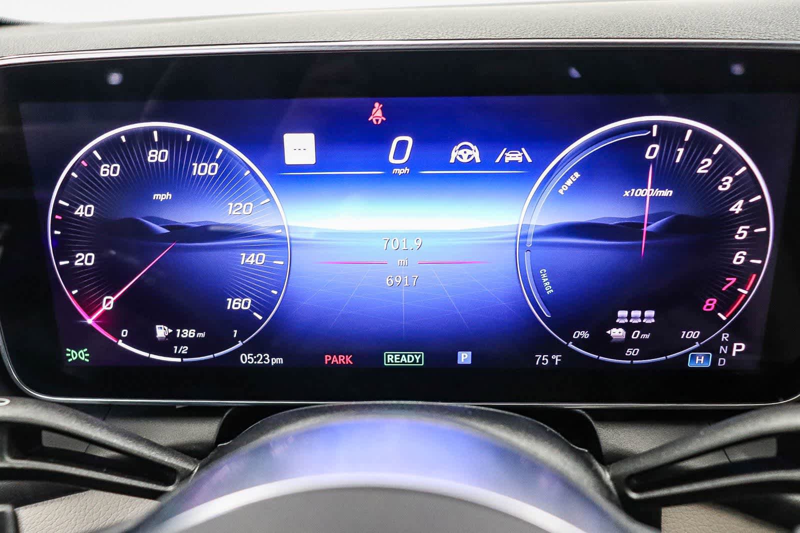 Used 2025 Mercedes-Benz GLC 350e 4MATIC image 24