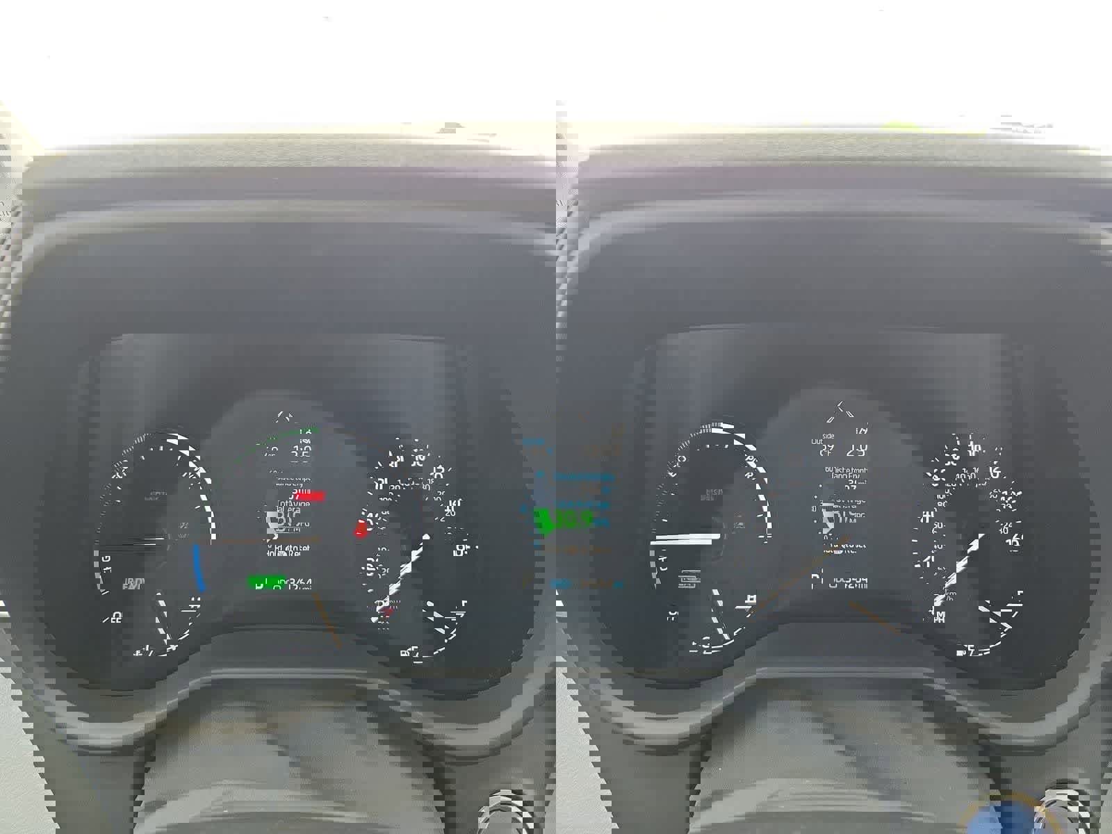 Used 2022 Toyota Sienna XSE w/ XSE Plus Package FWD image 34