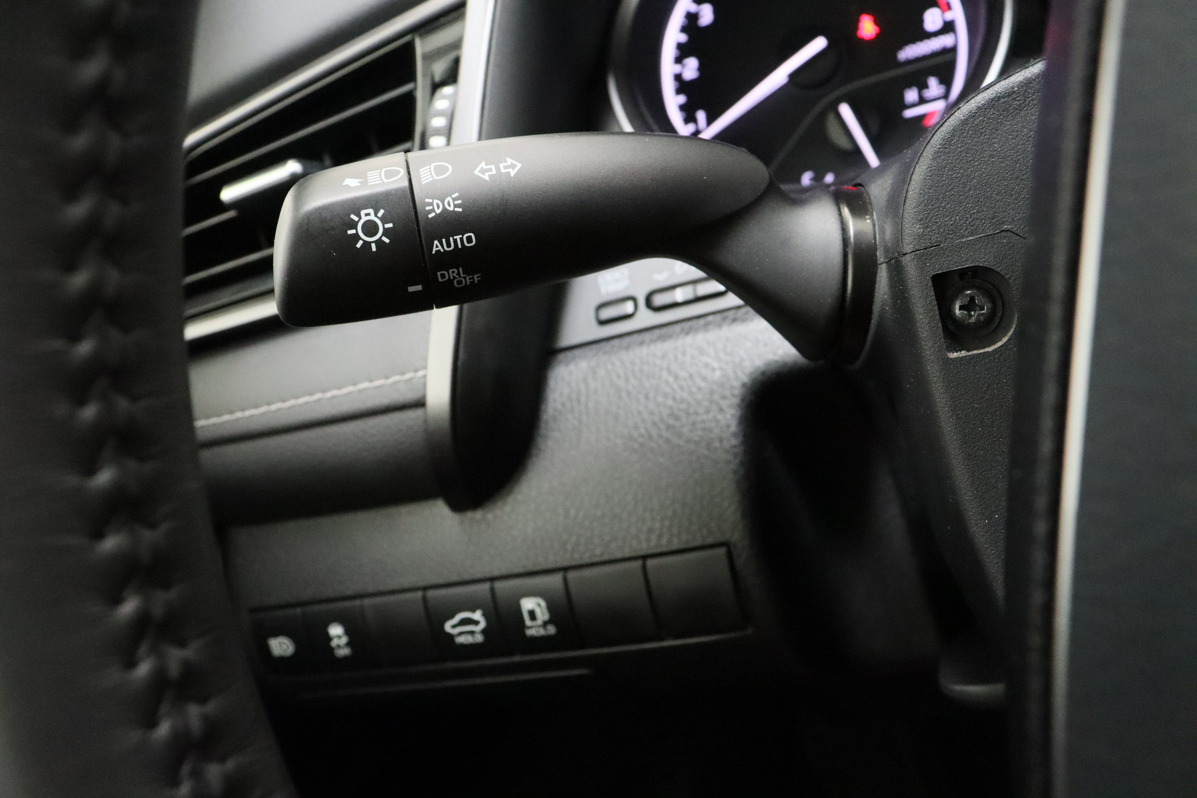 Certified 2023 Toyota Camry SE w/ Convenience Package image 25