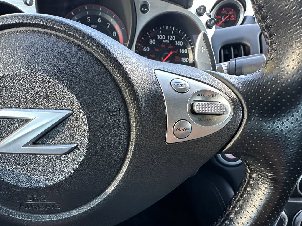 Used 2014 Nissan 370Z Roadster RWD image 24