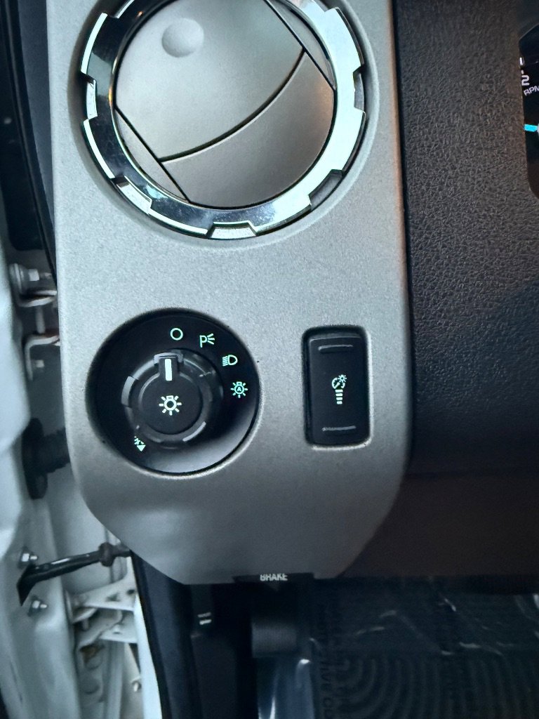 Used 2016 Ford F350 Lariat w/ Lariat Ultimate Package image 12