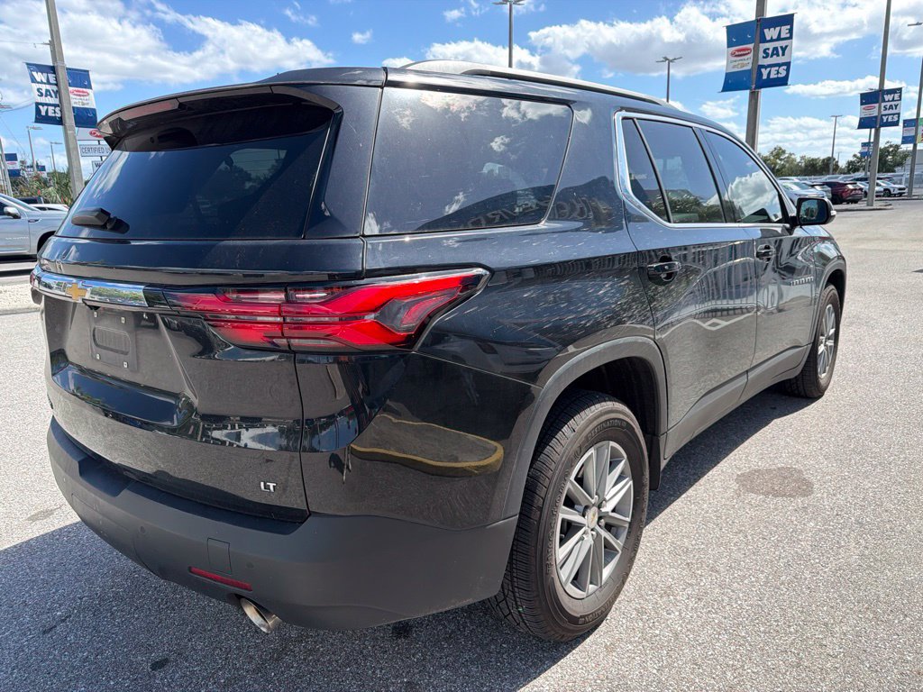 Used 2023 Chevrolet Traverse LT FWD image 11