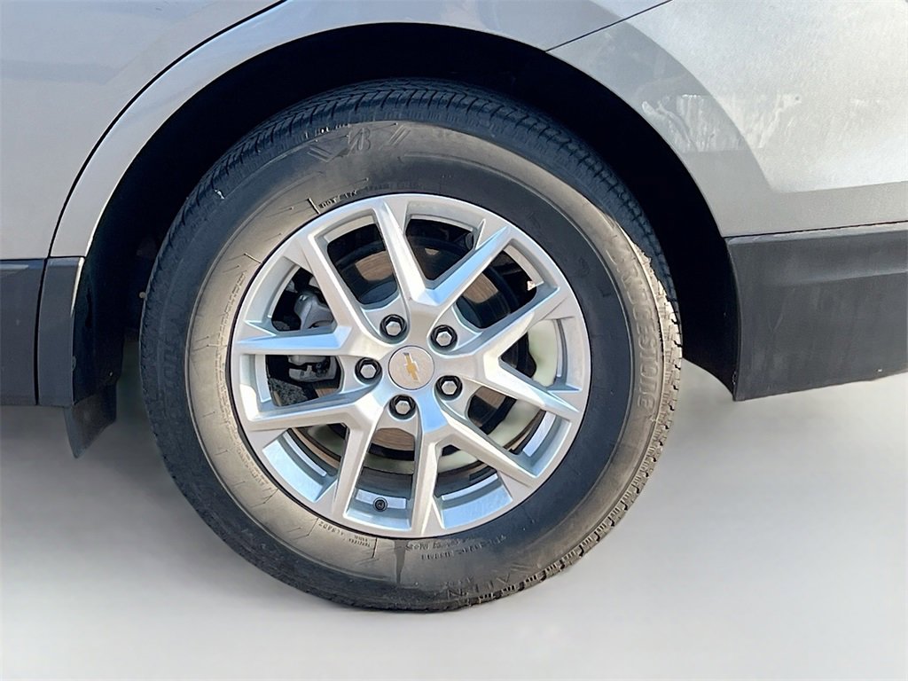 Used 2024 Chevrolet Equinox LS w/ LS Convenience Package image 28