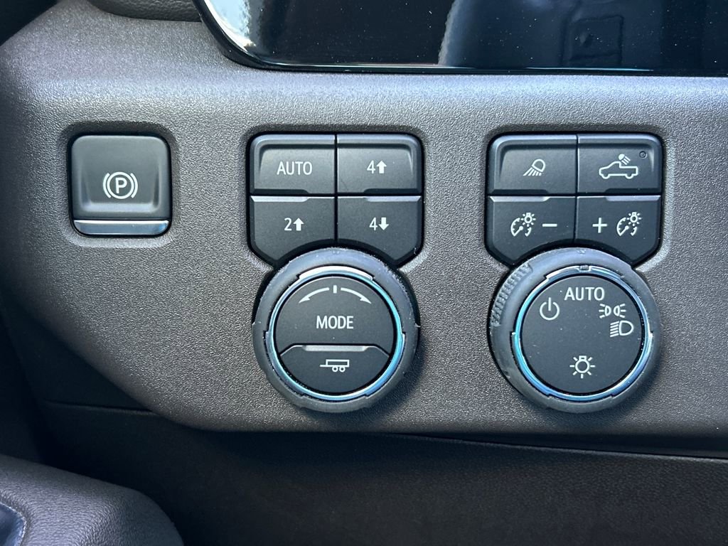 Used 2025 Chevrolet Silverado 1500 LT w/ Z71 Off-Road Package image 12