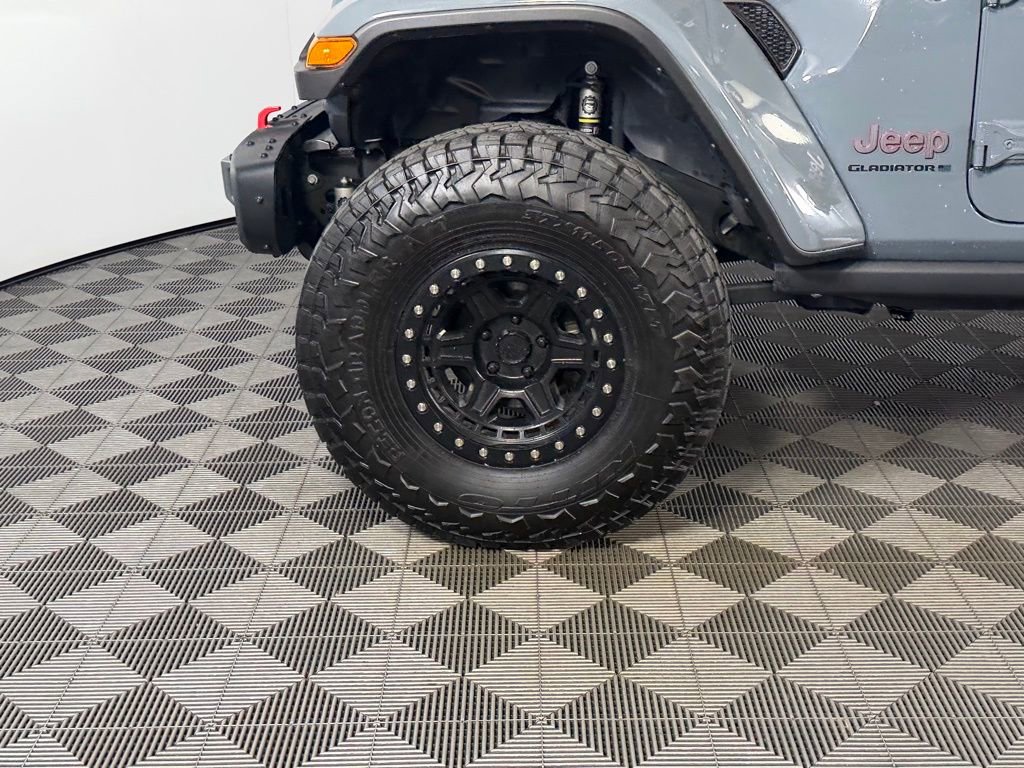Used 2025 Jeep Gladiator Rubicon image 10