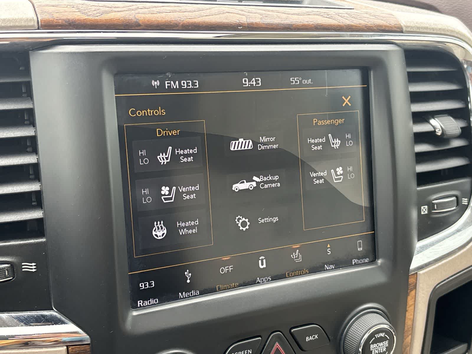 Certified 2018 RAM 1500 Laramie Longhorn w/ Longhorn Southfork Package AWD/4WD image 21