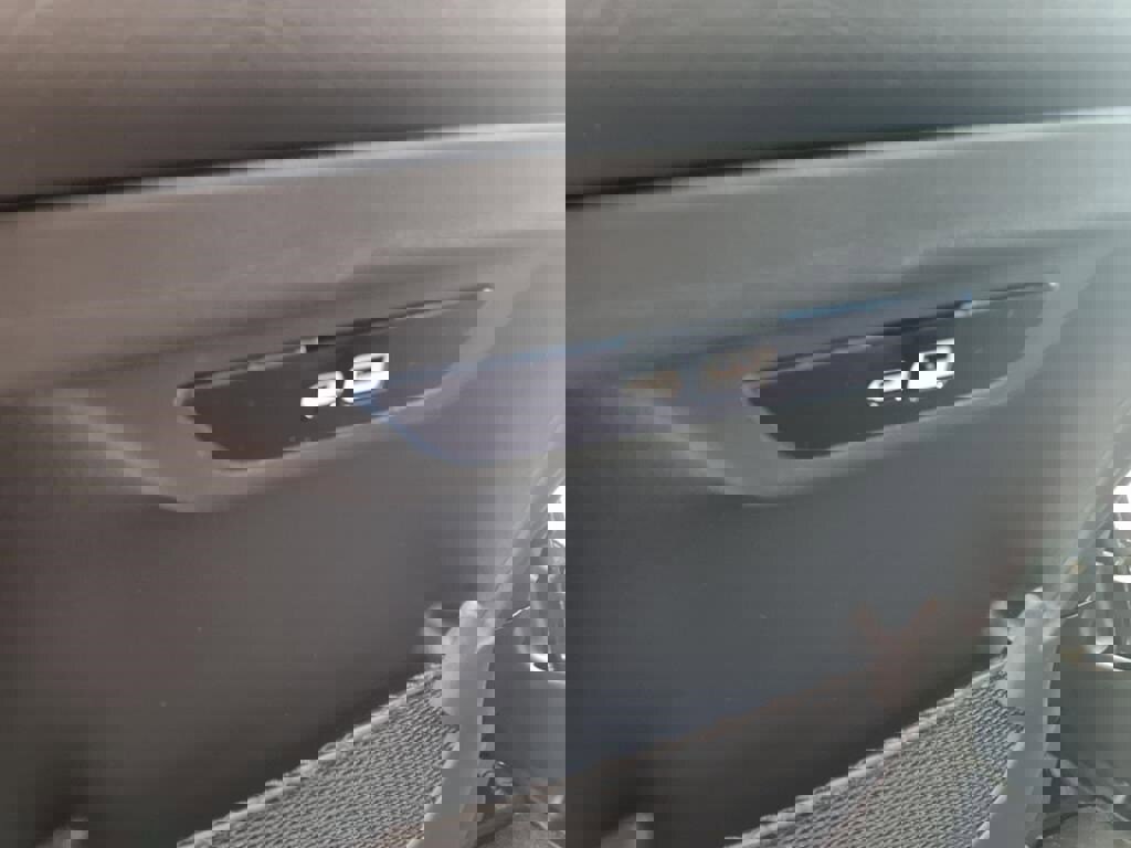 New 2026 Chrysler Pacifica Select image 7