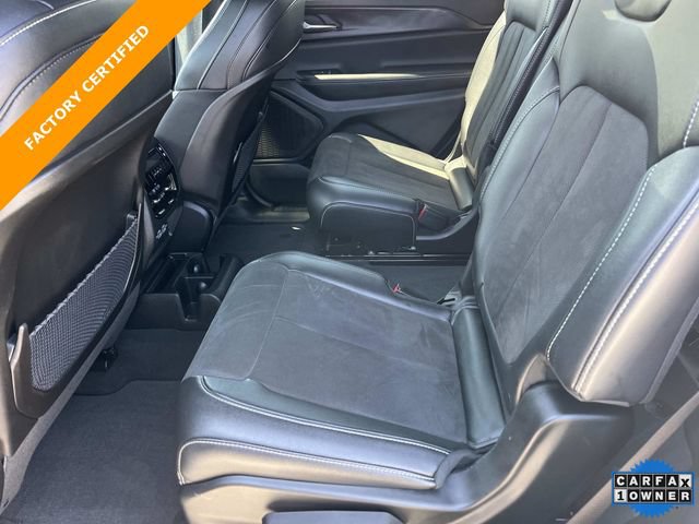 Used 2024 Jeep Grand Cherokee L Altitude AWD/4WD image 19
