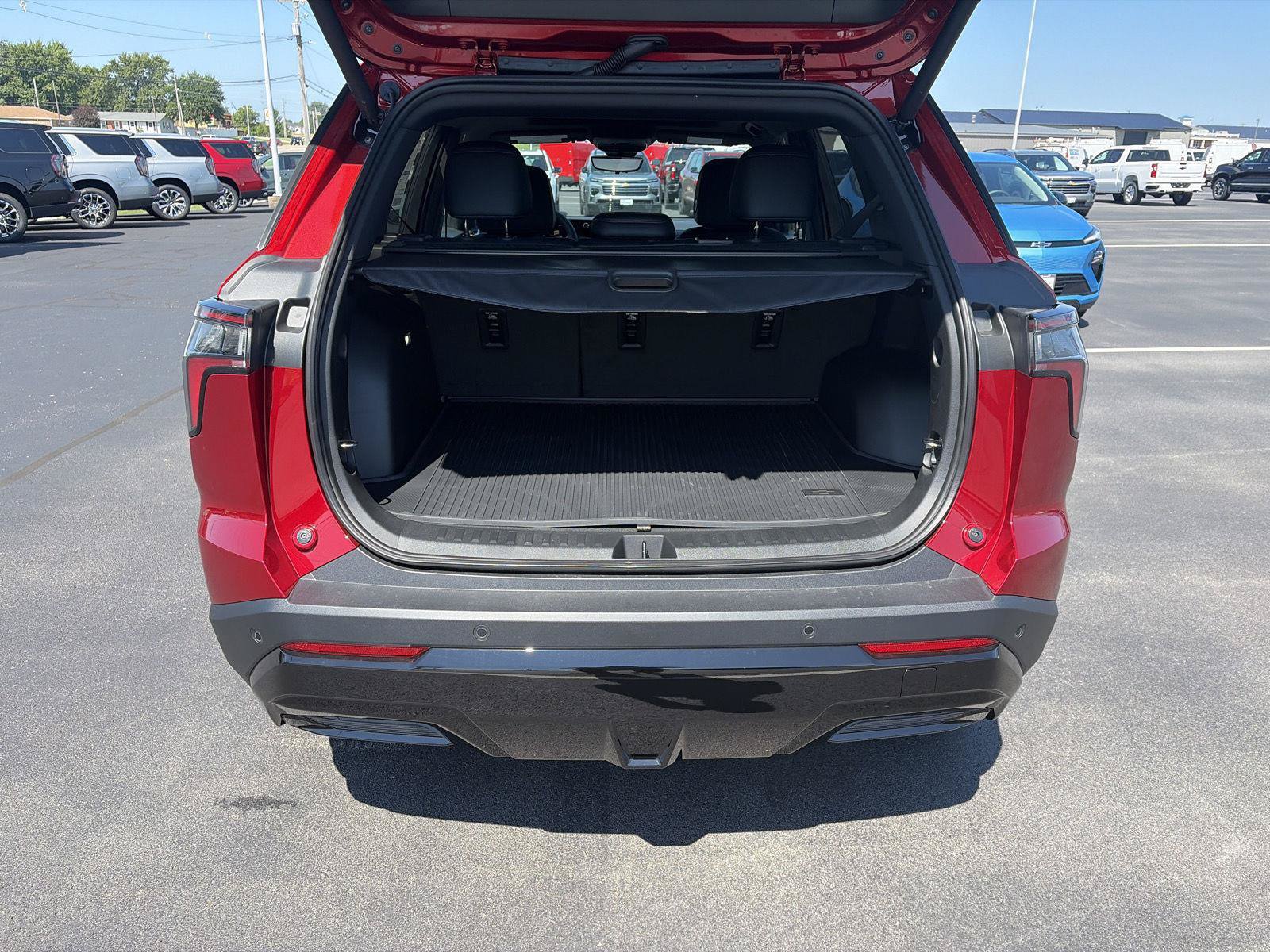 New 2027 Chevrolet Equinox RS w/ Safety and Technology Package AWD/4WD image 5