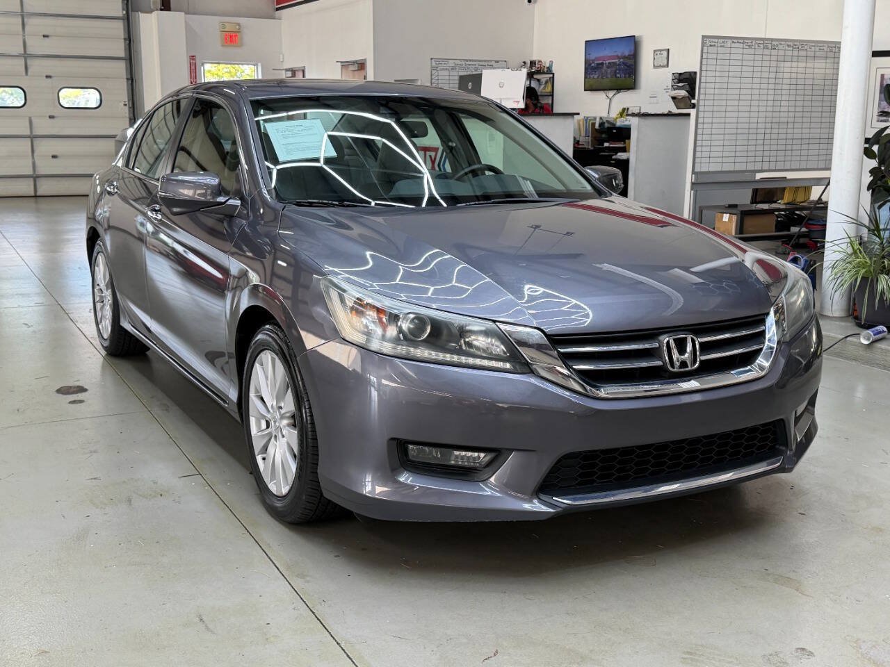 Used 2015 Honda Accord EX-L image 1