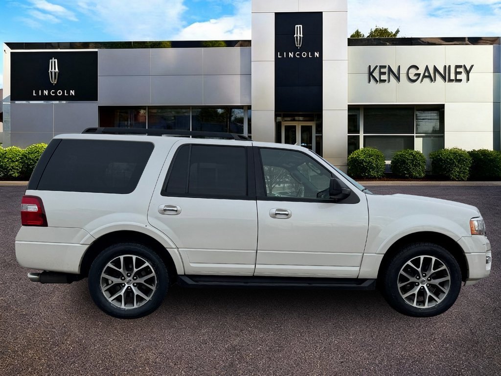 Used 2017 Ford Expedition XLT w/ Equipment Group 202A image 7