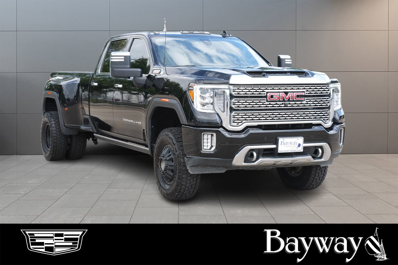 Used 2022 GMC Sierra 3500 Denali w/ Denali Ultimate Package image 3
