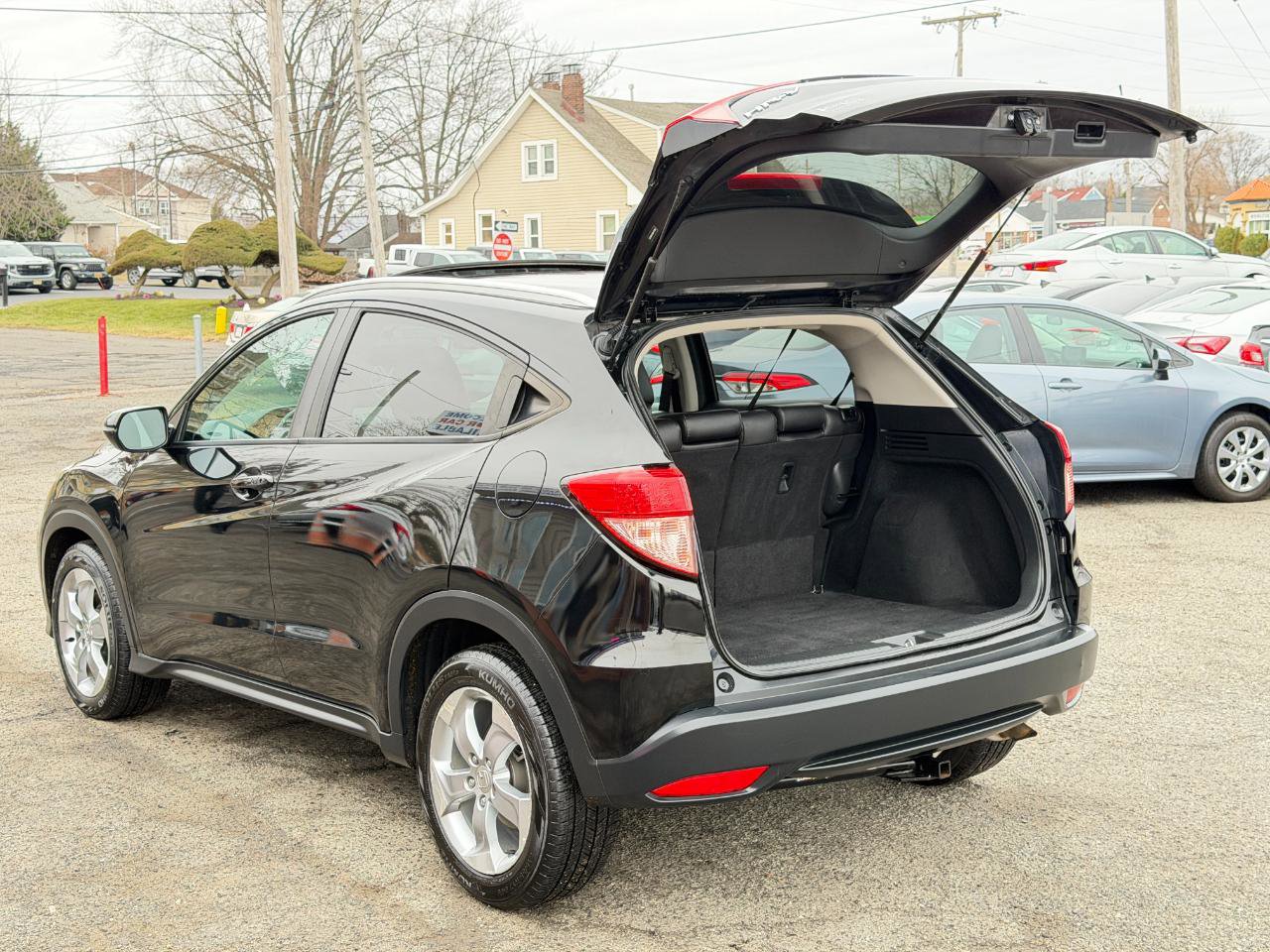 Used 2017 Honda HR-V EX-L image 32