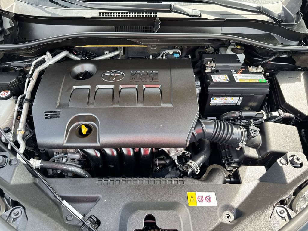 Used 2021 Toyota C-HR LE FWD image 24