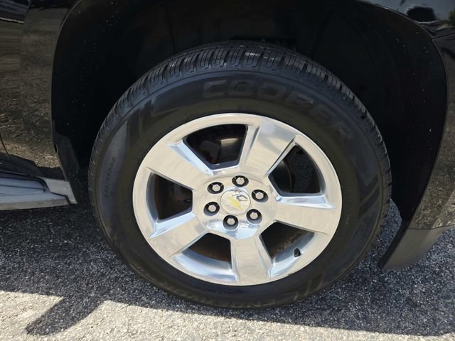 Used 2015 Chevrolet Suburban LT RWD image 20