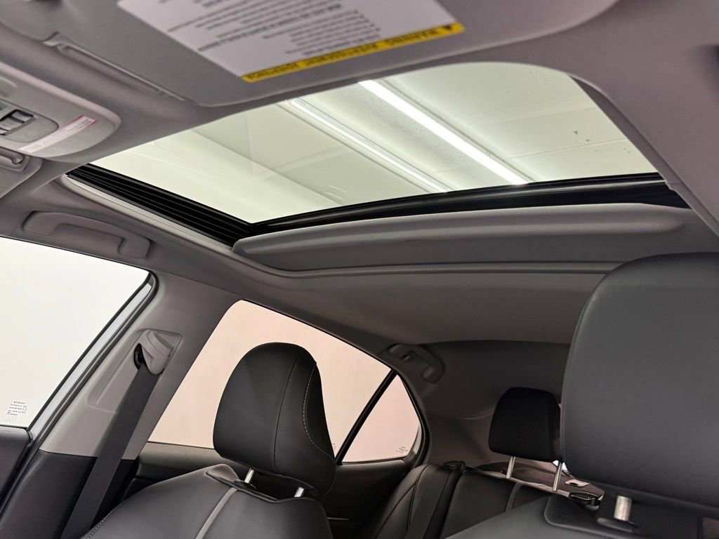 Used 2023 Toyota Camry XSE w/ Cold Weather Package FWD image 19