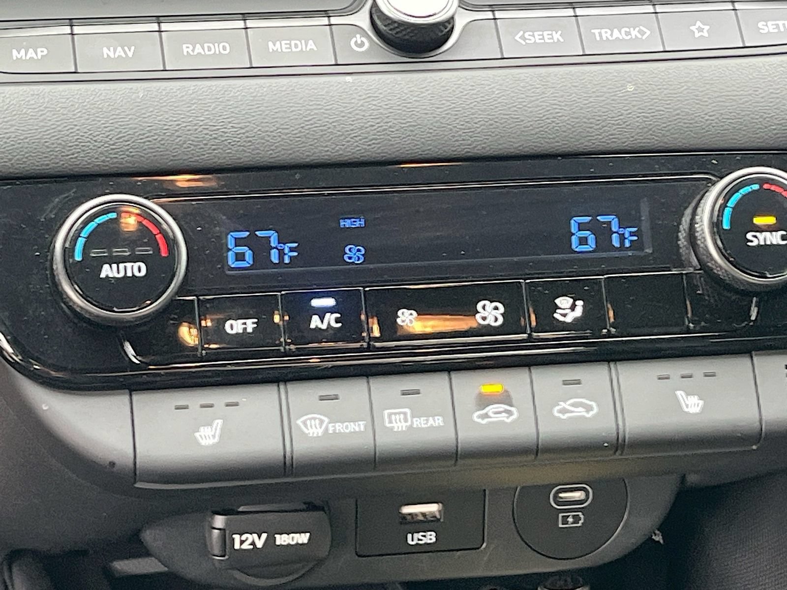Used 2025 Hyundai Elantra N FWD image 16