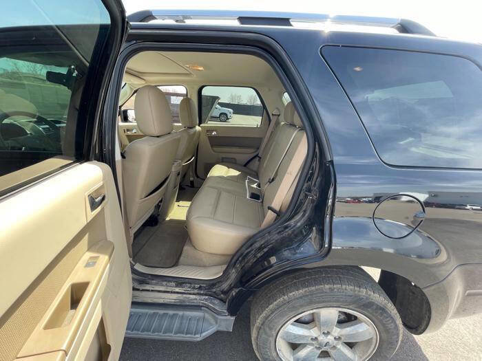 Used 2010 Ford Escape Limited AWD/4WD image 24