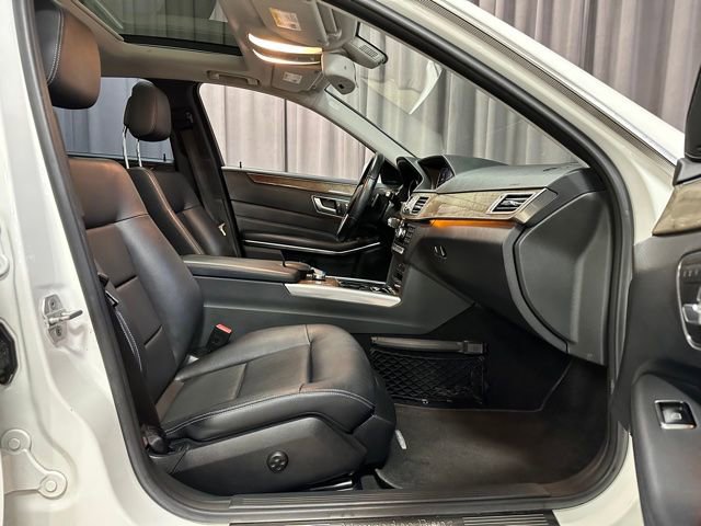 Used 2014 Mercedes-Benz E 250 BlueTEC 4MATIC Sedan image 7