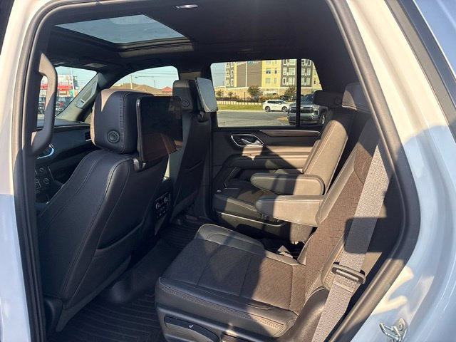 Used 2024 Chevrolet Tahoe High Country w/ Advanced Technology Package AWD/4WD image 10