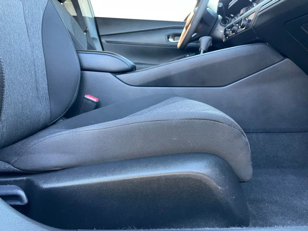 Certified 2025 Honda Accord LX image 30