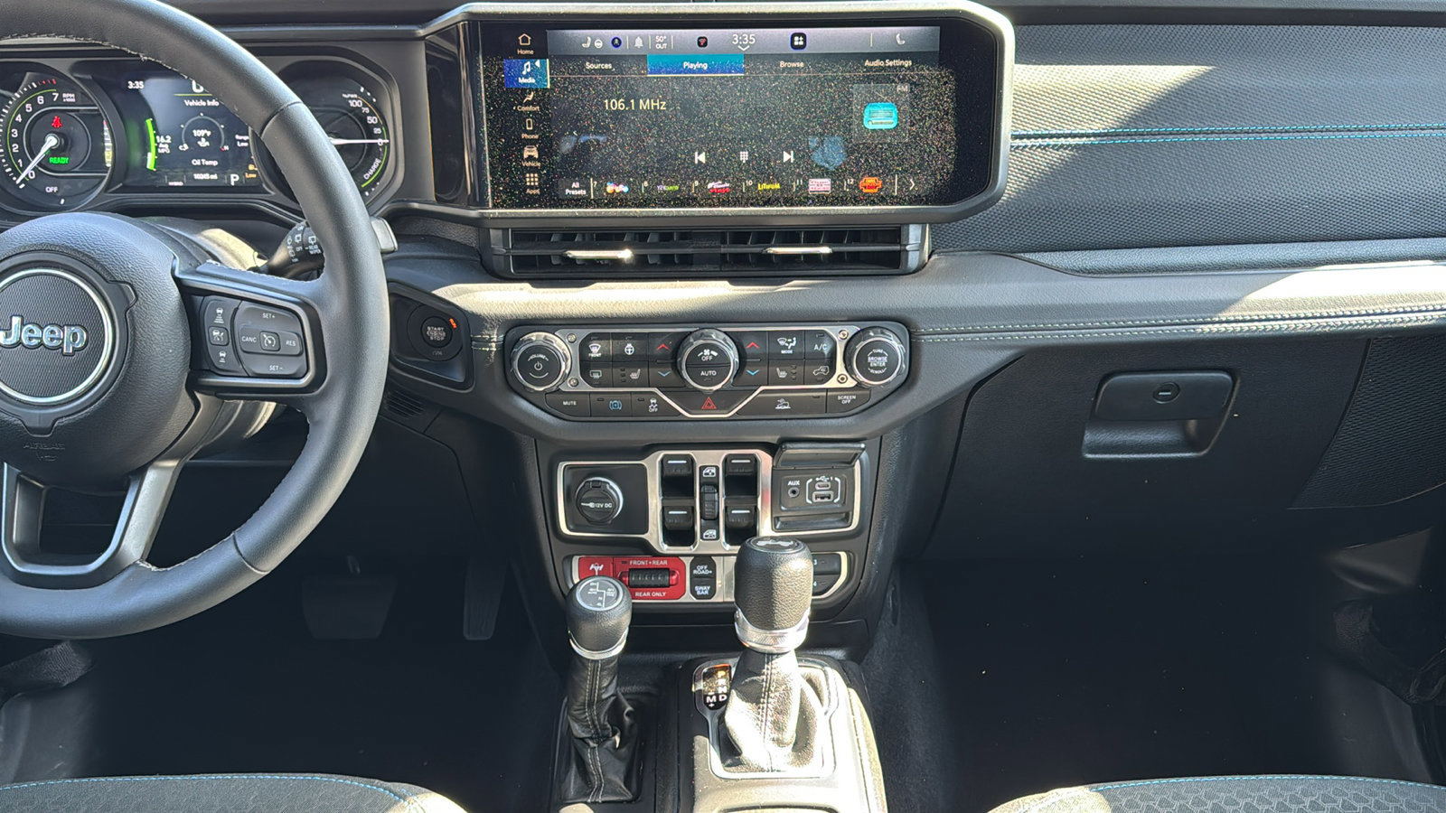 Used 2025 Jeep Wrangler Unlimited Rubicon 4xe w/ Convenience Group image 25