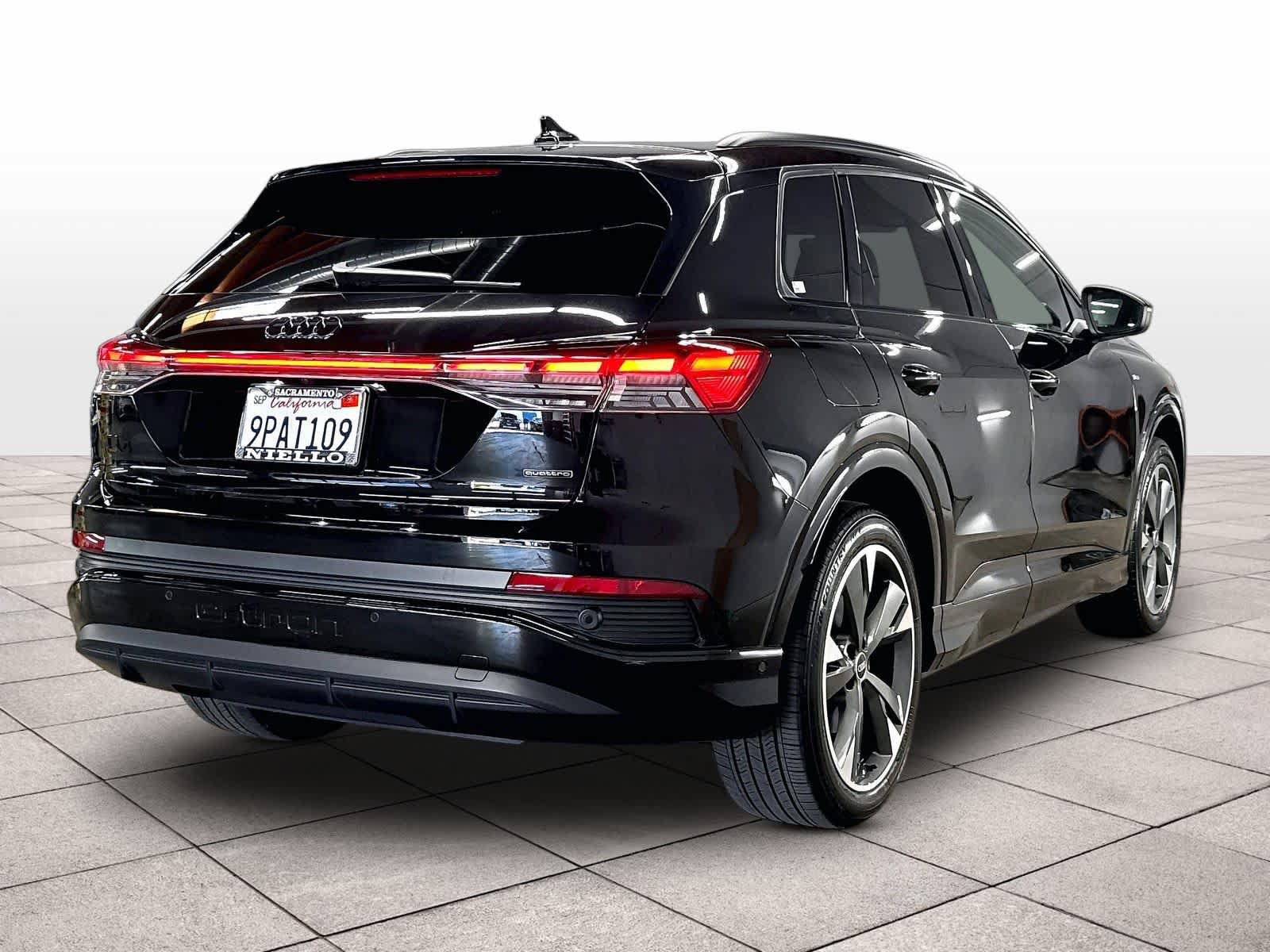 Used 2024 Audi Q4 e-tron Prestige w/ Black Optic Package AWD/4WD image 15