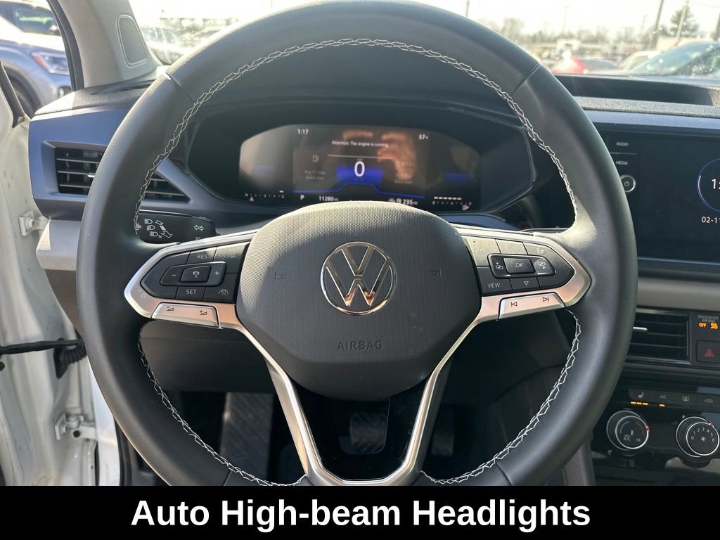 Used 2023 Volkswagen Taos SE w/ Black Wheel Package image 14