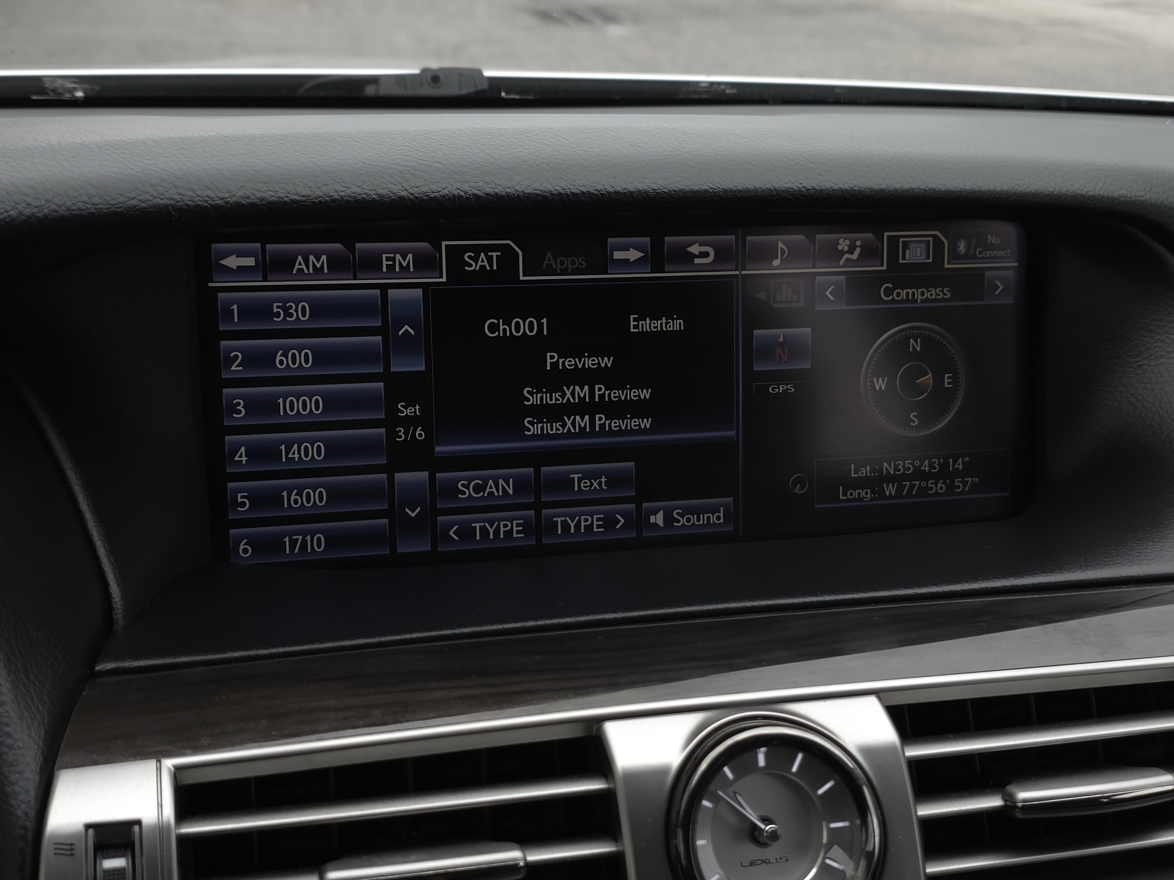 Used 2013 Lexus LS 460 AWD image 22