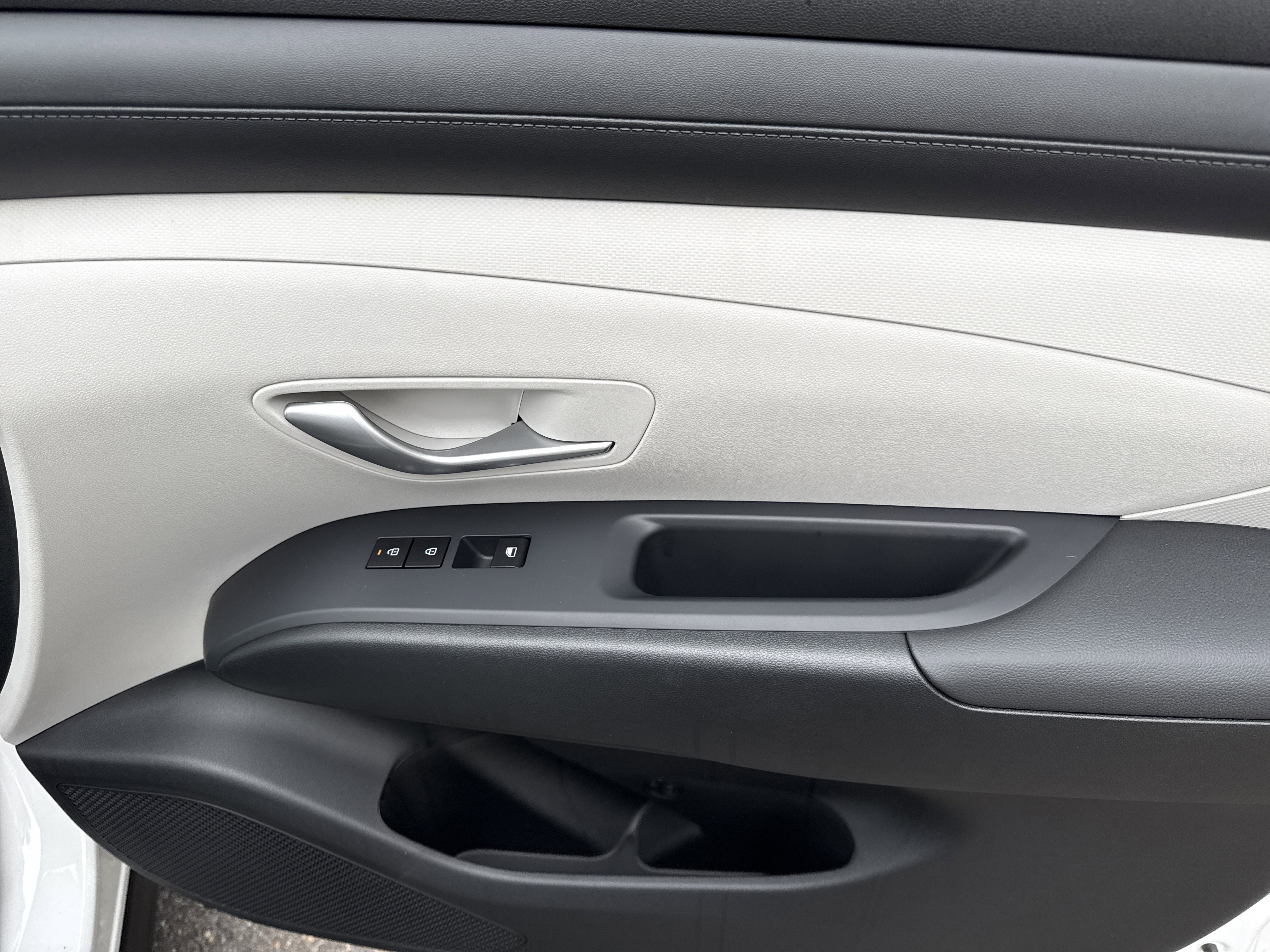 New 2026 Hyundai Tucson SE image 17