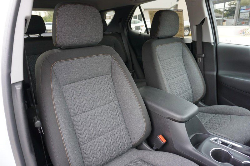 Used 2023 Chevrolet Equinox LT image 30