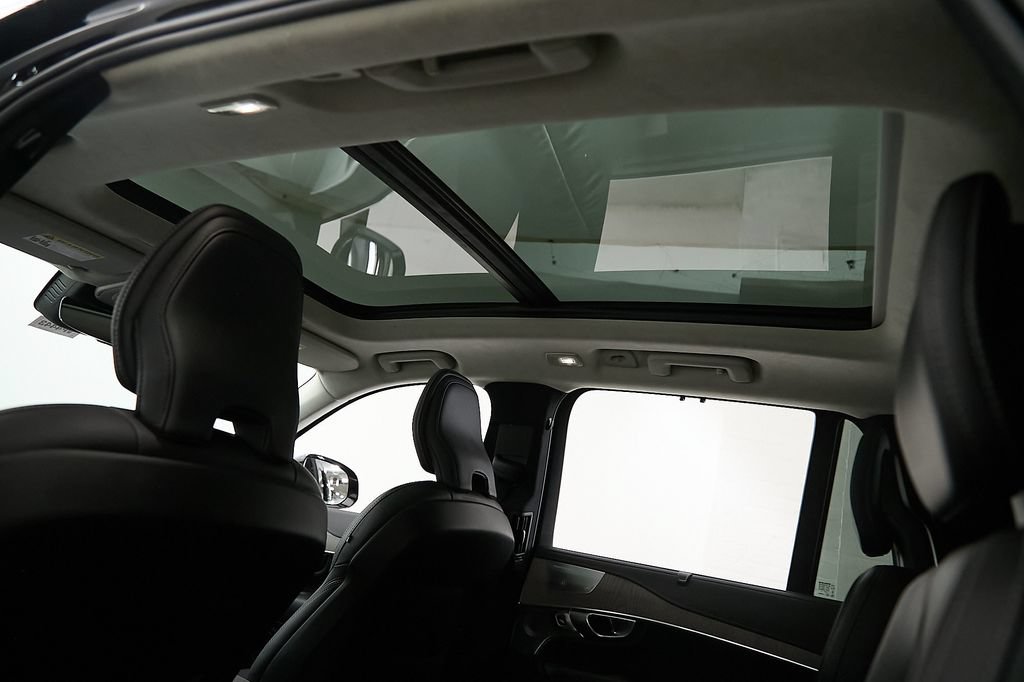 Certified 2024 Volvo XC90 T8 Ultimate w/ Lounge Package AWD/4WD image 24