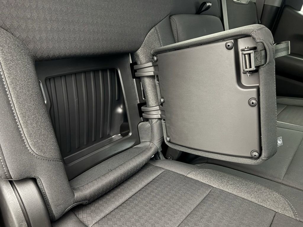 Used 2024 Chevrolet Silverado 1500 Custom image 22