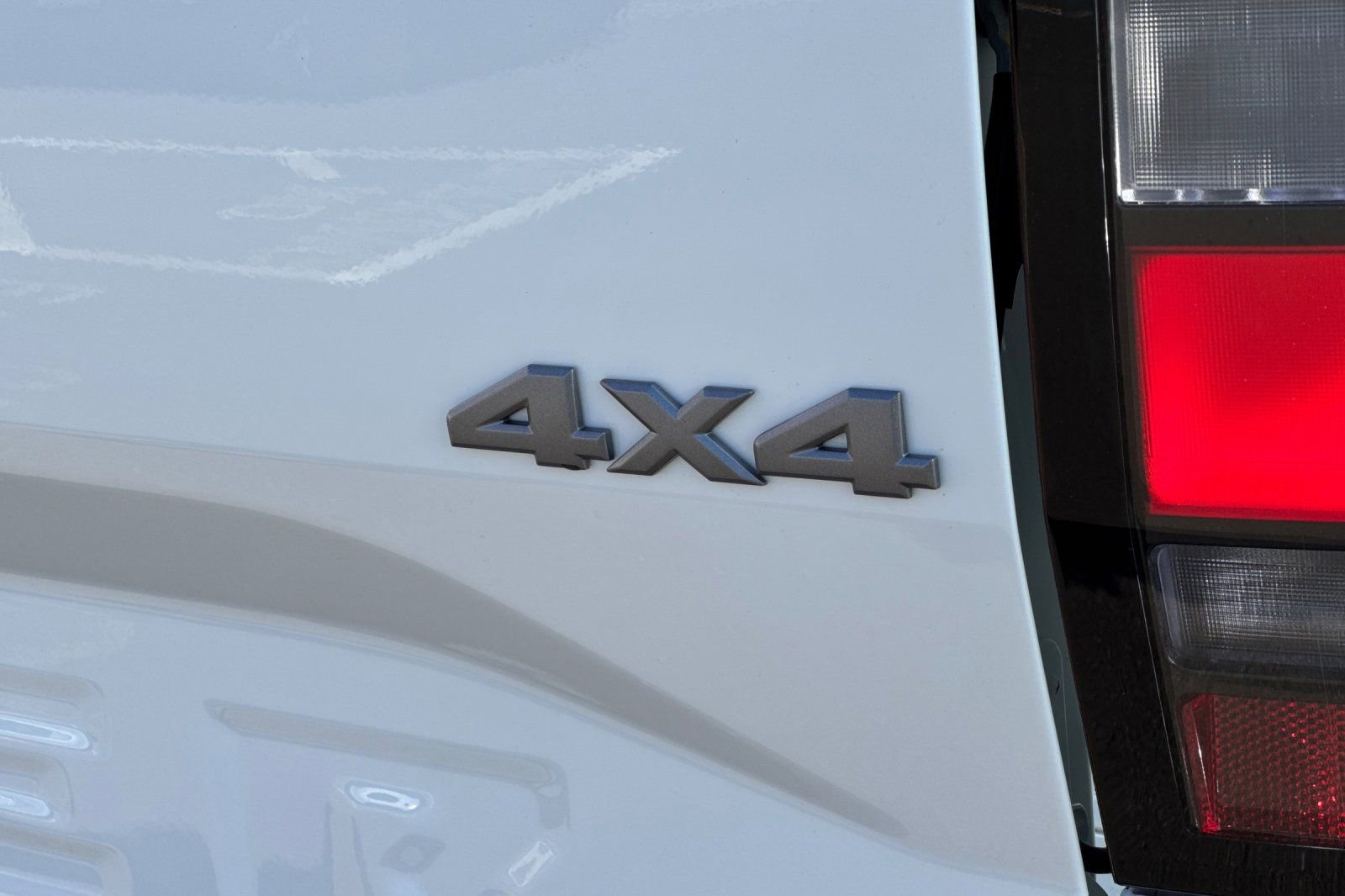 New 2026 Nissan Frontier S image 31