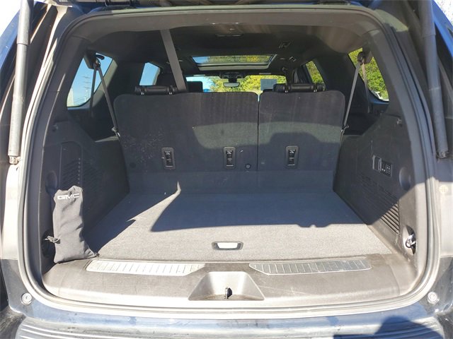 Used 2021 GMC Yukon XL Denali image 9