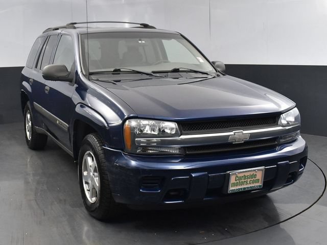 Used 2004 Chevrolet TrailBlazer LS w/ LS Preferred Equipment Group AWD/4WD image 4