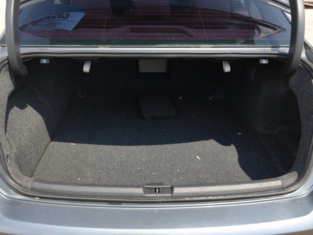 Used 2014 Volkswagen Passat 3.6 SEL Premium FWD image 29