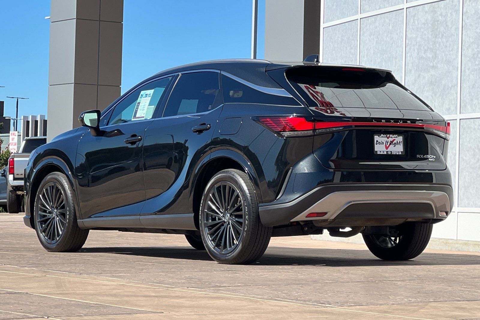 Used 2024 Lexus RX 450h AWD w/ Luxury Package image 6