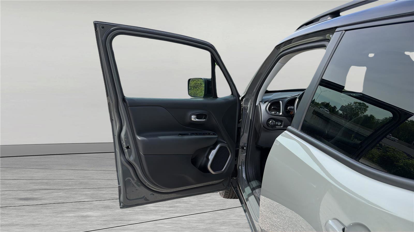 Used 2022 Jeep Renegade Limited AWD/4WD image 14